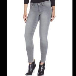 Jessica Simpson Kiss Me Super Skinny Jeans Sz 27/4